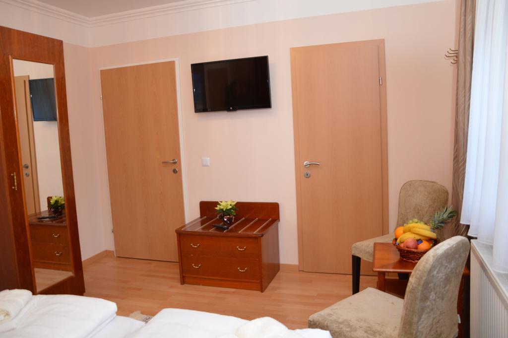 Private Room Pyrkerstrasse Bad Hofgastein Exterior foto